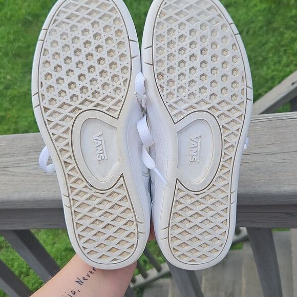 Vans White Leather Low Top Sneakers – Women’s Size 9 - Picture 7 of 8